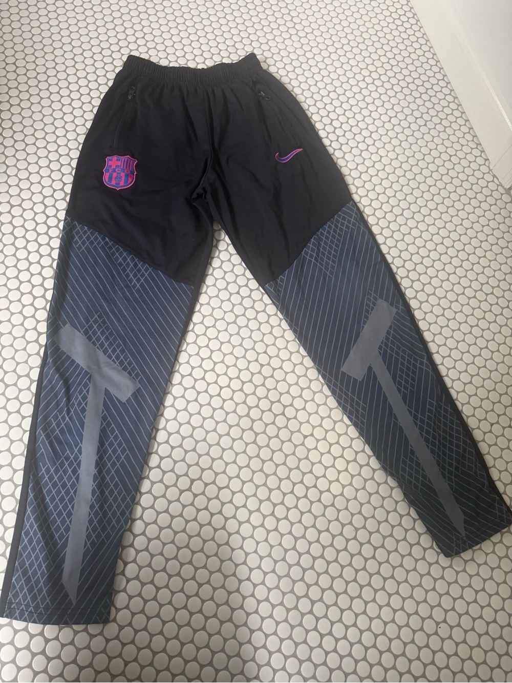 Nike Kids Black & Dark Gray Barcelona Training Joggers with Pink Accent
